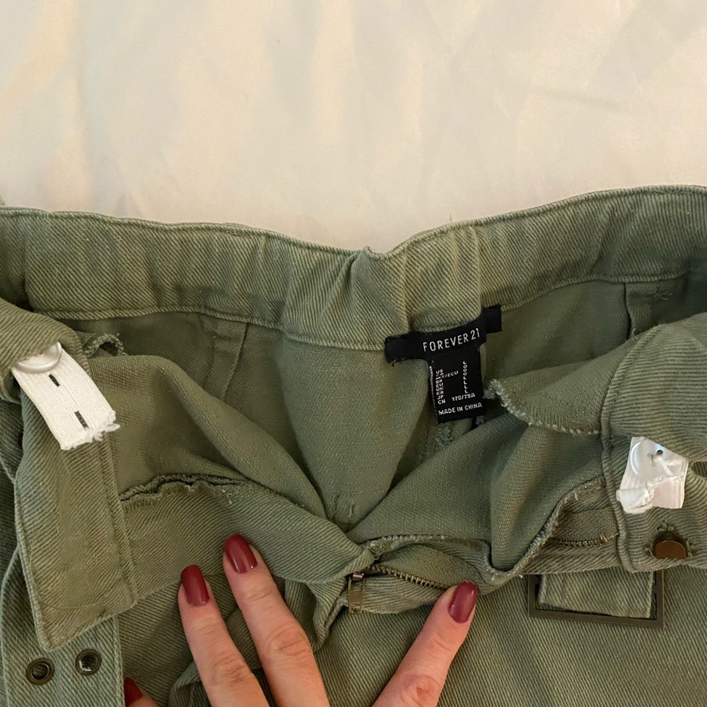 Forever 21 Green Skirt with Belt - Picture 6 of 6